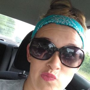 Meet your Posher, Courtney